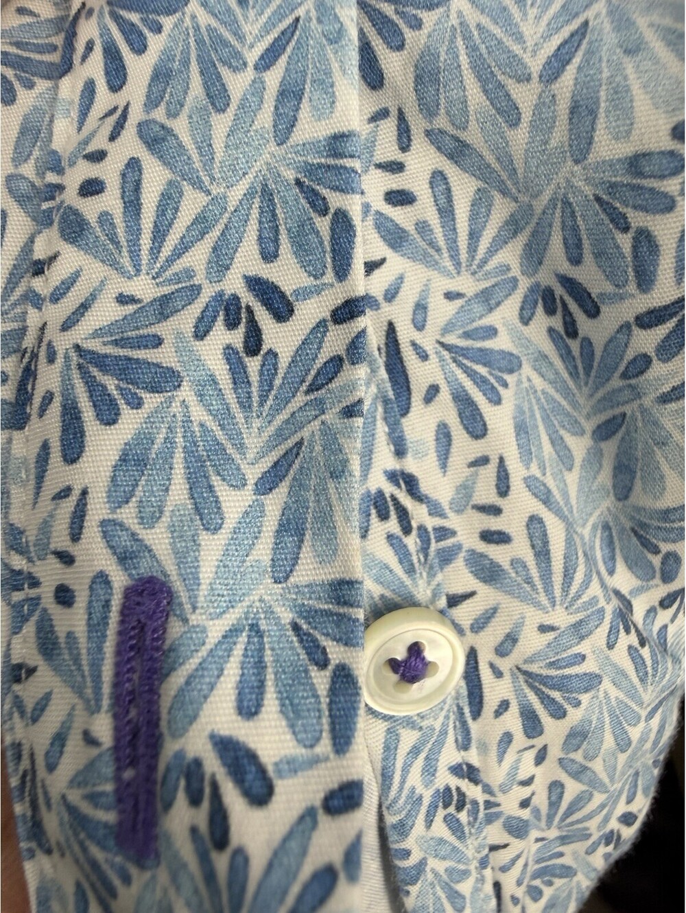 J. McLaughlin Men's L Blue/White Floral Stretch Cotton Long Sleeve Button-Up - Picture 5 of 8